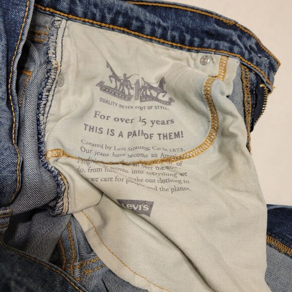 Levi's 501 Men's Straight Leg Jeans 34x34 Medium Wash Denim Distressed Cotton - Picture 7 of 11